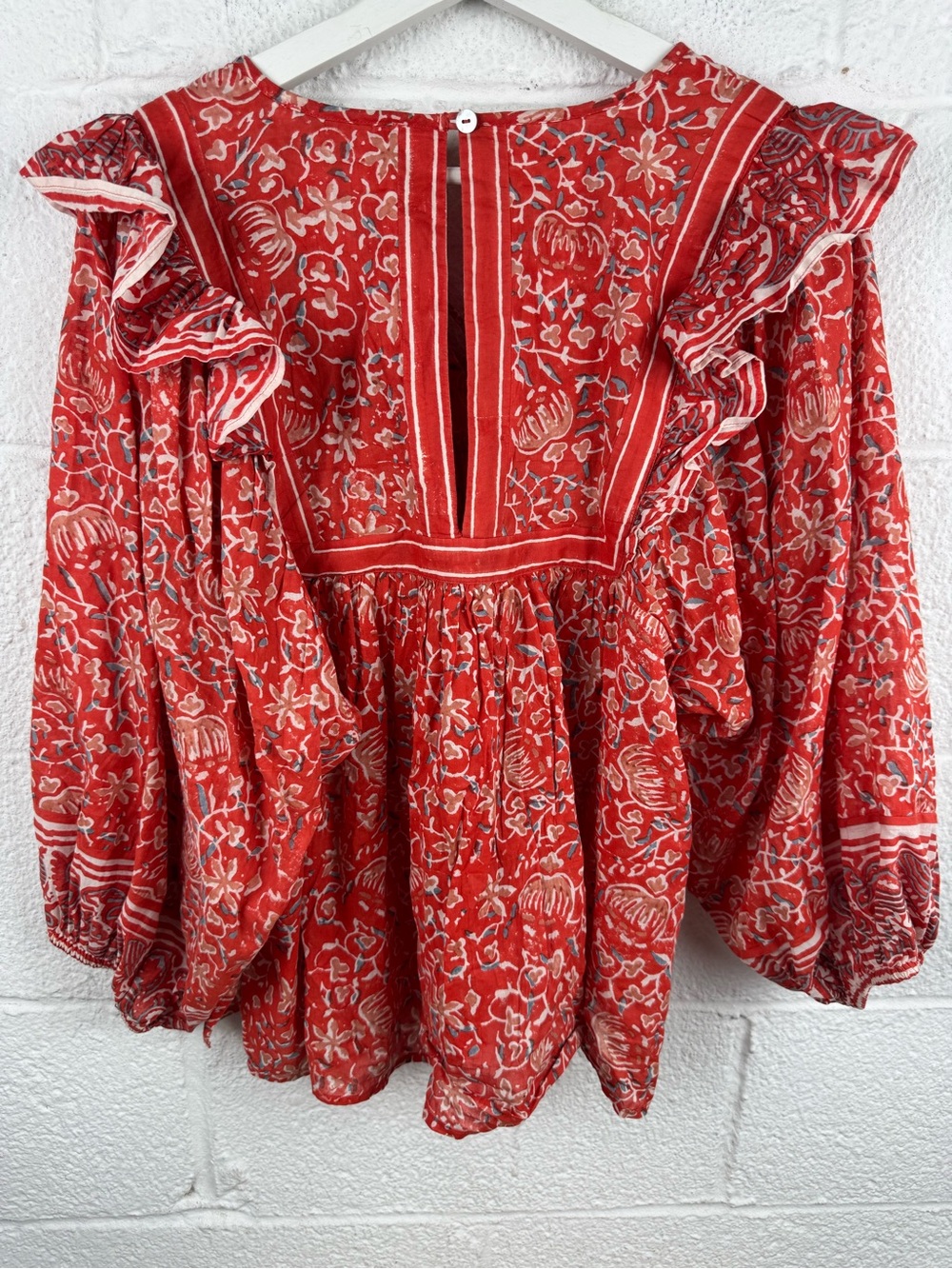 Cleobella Mylah Blouse Red Floral Block Print Tassel Tie Ruffle Boho Top Size M - Picture 8 of 11
